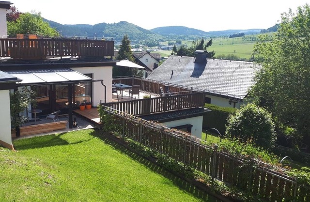 Apartment "Blickfang-Willingen"* with dream panorama (ski lift only 200m)