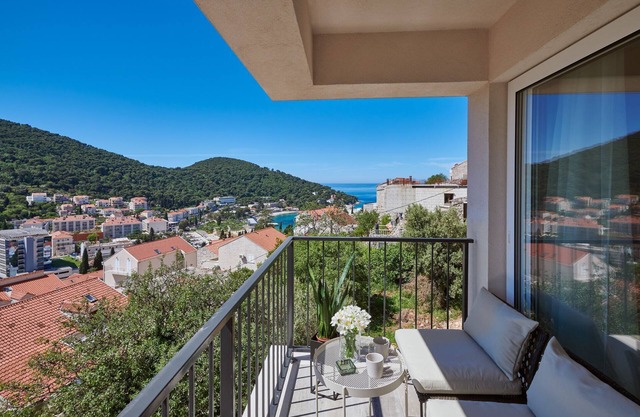 Apartment Blù-Two Bedroom Apartment with Terrace and Sea View