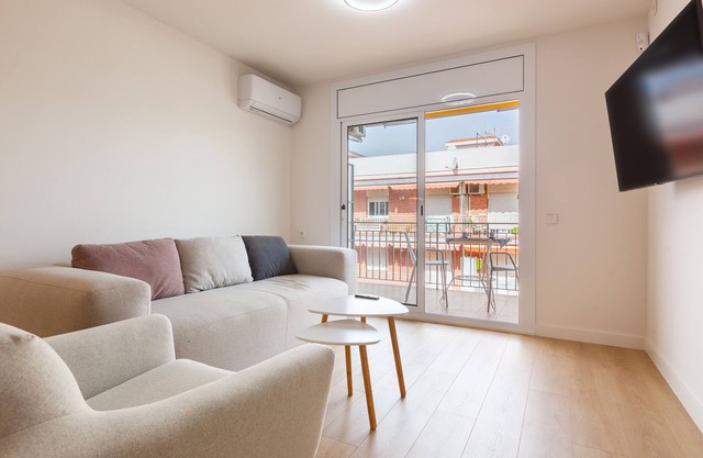 Apartment 'Blue Coast' with Sea View, Wi-Fi and Air Conditioning