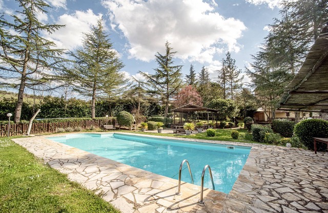 Apartment 'Bosco Antico Casale '700' with Shared Pool and Wi-Fi