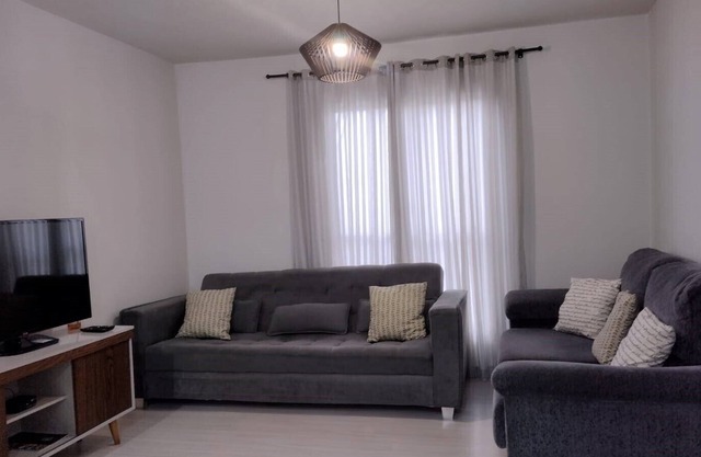 Apartment Near São José dos Pinhais Airport accommodates up to 6 people