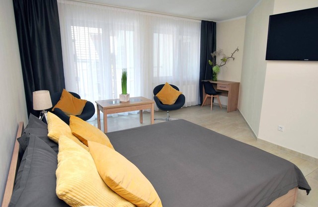 Apartment 'Brangshof' with Shared Terrace, Balcony and Wi-Fi
