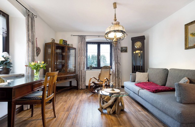 Apartment "Buchhaus Vier - Mittelgeschoss" with Shared Terrace & Wi-Fi