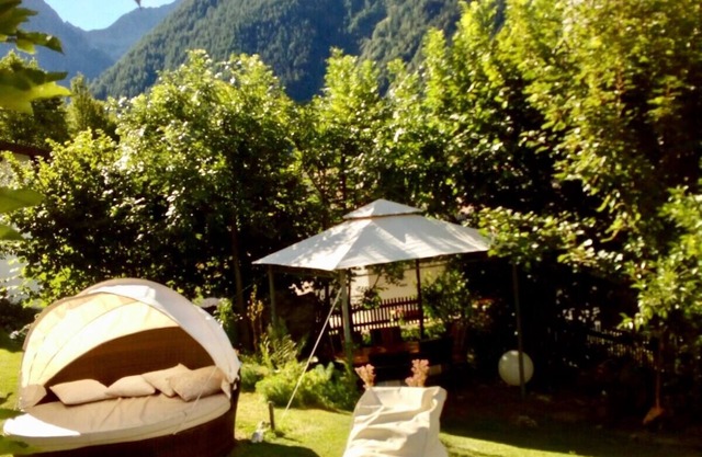 Apartment "Casa Weisstor", with lawn and vegetable gardens in the presence of Monte Rosa