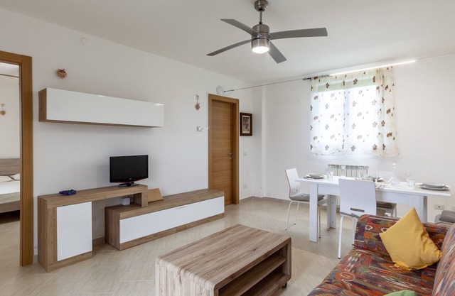 Apartment 'Ca' Graziosi Cuori' with Mountain View, Shared Garden and Wi-Fi