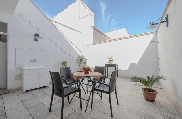 Apartment 'Casa Beatrice' with Private Terrace and Air Conditioning