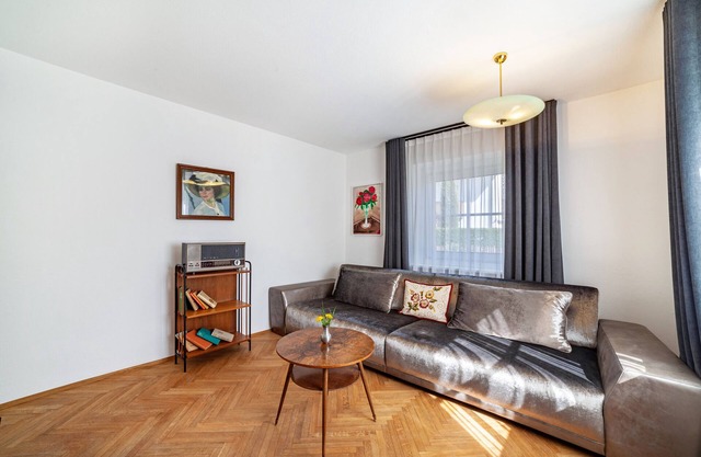 Apartment 'Cafe Rudi Living Anna' with Mountain View, Private Garden and Wi-Fi