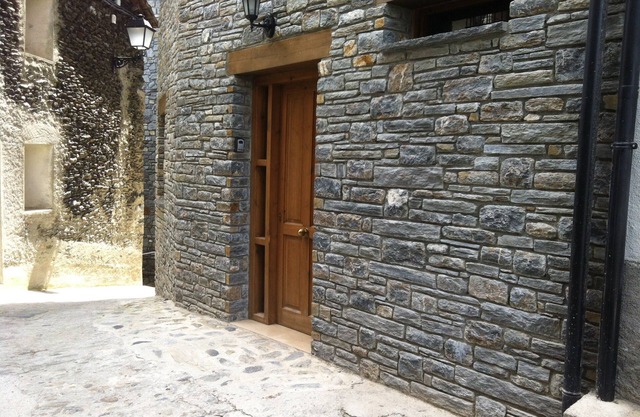 Apartment Cal Bartomeu for 2 people in Llavorsi Catalan Pyrenees