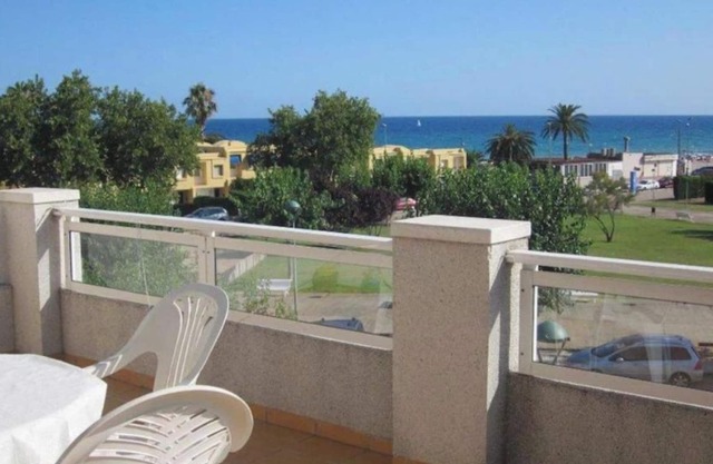 Apartment "Cala Azul 306" with Sea View, Shared Pool & Wi-Fi