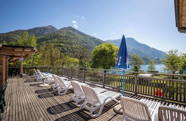 Apartment "Camping Al Lago 4" with Lake View, Terrace & Wi-Fi