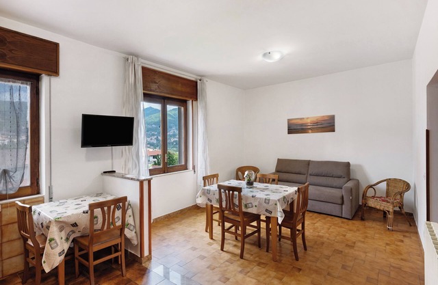 Apartment 'Capri Vista Monti' with Shared Garden, Balcony and Wi-Fi