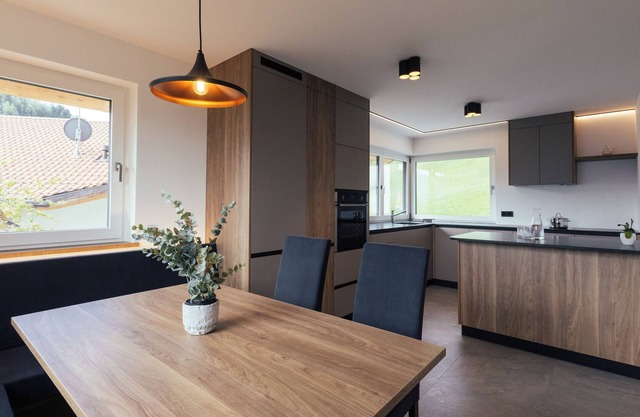 Apartment Cara - Balcony with a view of the mountains
