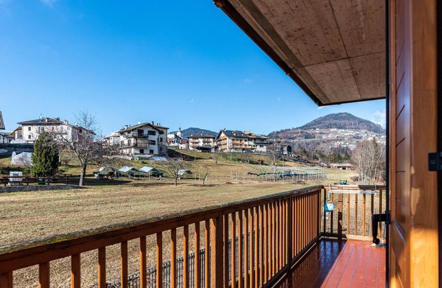 Apartment Casa Lidia 4 with Mountain View, Balcony & Wi-Fi