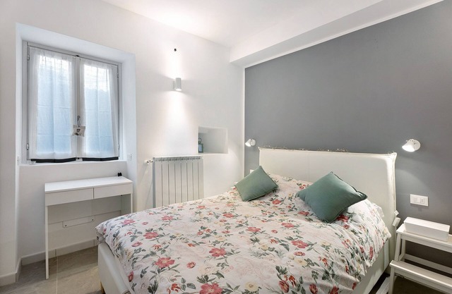 Apartment 'Casa al Lago' with Shared Terrace