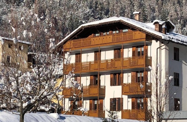 Apartment 'Casa Anselmi 4' with Mountain View, Balcony and Wi-Fi