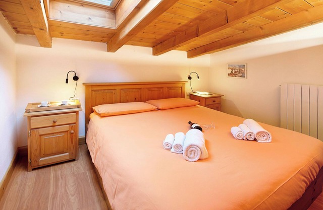 Apartment 'Casa Colturi Abete' with Mountain View, Shared Garden and Wi-Fi