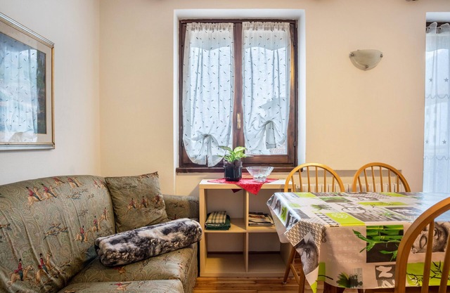 Apartment 'Casa D'ala Paiona' with Mountain View, Private Garden and Wi-Fi