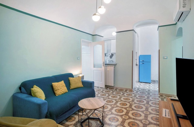 Apartment 'Casa Di Nara' with Sea View, Wi-Fi and Air Conditioning