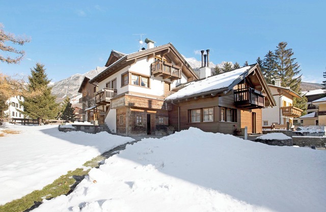 Apartment 'Casa Francesca Maurizio' with Mountain View, Private Garden and Wi-Fi