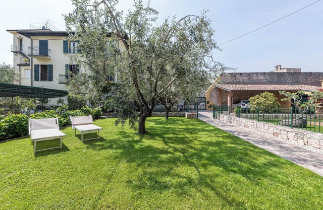 Apartment 'Casa Gemma' with Garden & A/C