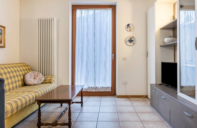 Apartment Casa Lidia 6 with Mountain View, Shared Garden & Wi-Fi