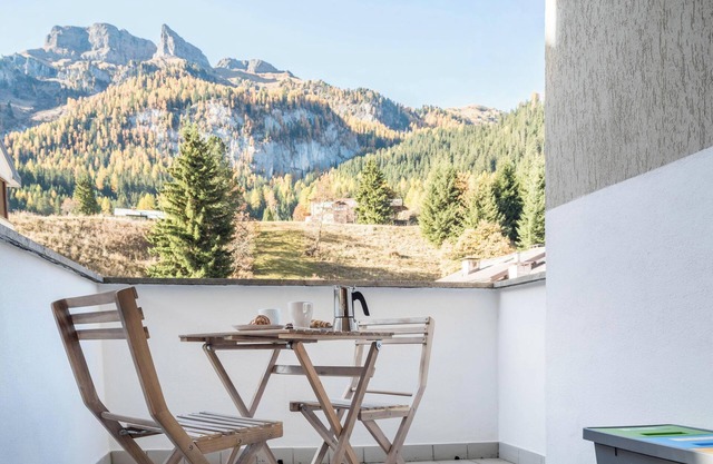 Apartment "Casa Muffolina" with Mountain View, Balcony & Wi-Fi