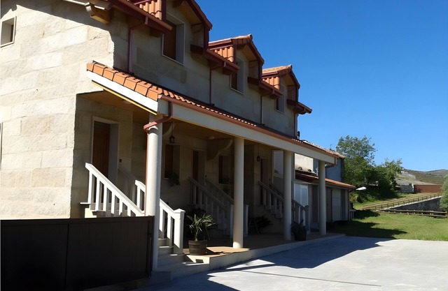Apartment 'Casa Requias 1' with Lake View, Shared Garden and Wi-Fi
