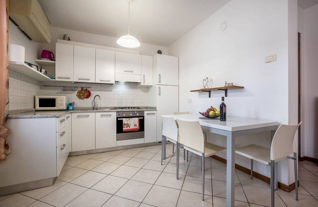 Apartment 'Casa Segantini - Relax 2' with Mountain View, Balcony and Air Conditioning