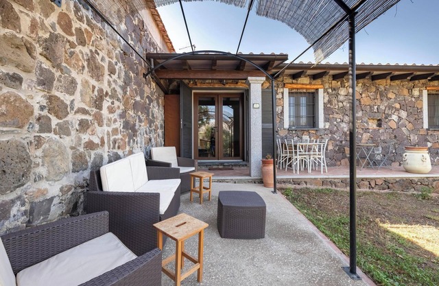 Apartment Casa Sole with Mountain View, Wi-Fi, Garden & Terrace