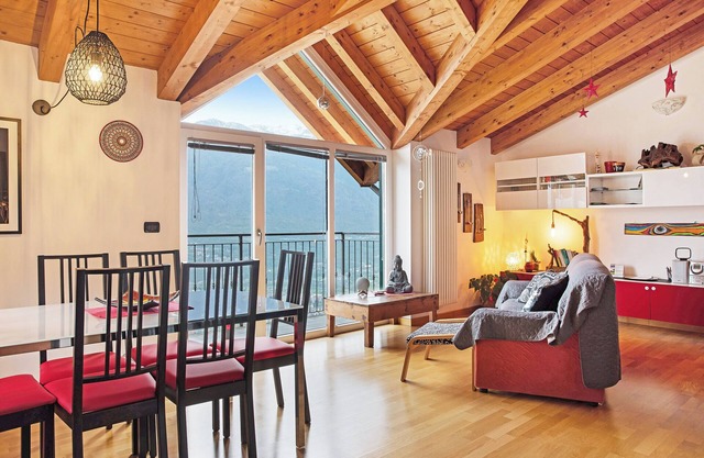 Apartment 'Casa Vacanze Il Mandala' with Mountain View, Garden & Wi-Fi