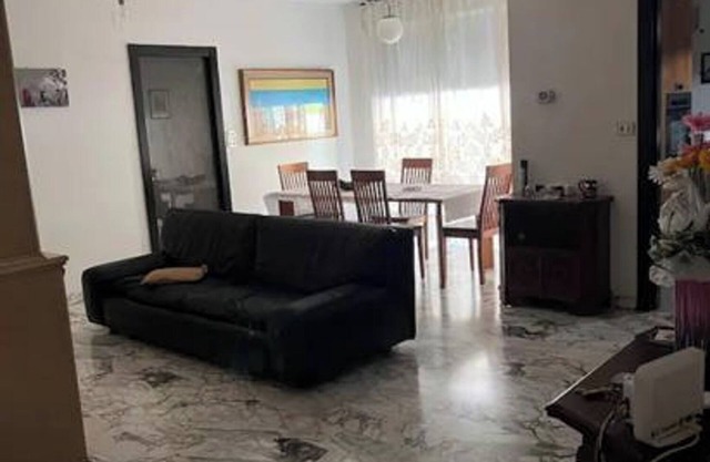 Apartment 'Casa Vacanze Lorien' with Private Terrace, Wi-Fi and Air Conditioning