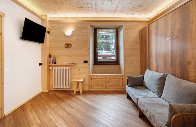 Apartment 'Centro Santa Caterina' with Mountain View