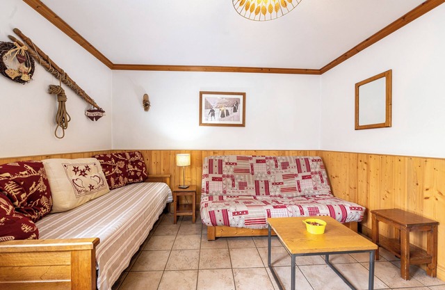 Apartment 'Chalet Le Choucas N°1' with Mountain View and Wi-Fi
