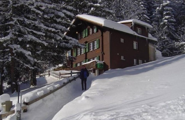 Apartment Chalet Sonnenheim in Adelboden - 4 persons, 2 bedrooms