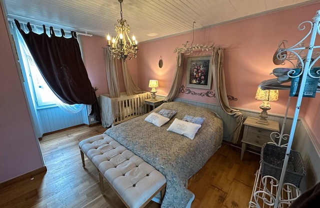 Apartment 'Chic Et Charme Belle Ile' with Private Terrace, Private Garden and Wi-Fi