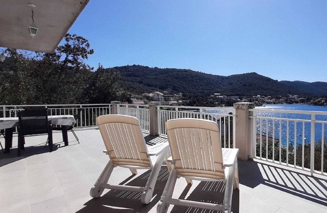Apartment Classic Korčula - Two Bedroom Apartment with Terrace and Sea View