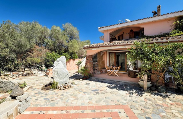 Apartment Colori della Sardegna in Villa Belvedere close to the Beach