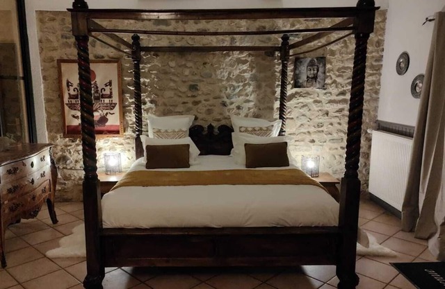 Apartment-Comfort-Ensuite-Courtyard view