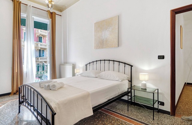 Apartment 'Cruise' with Private Terrace, Balcony and Wi-Fi
