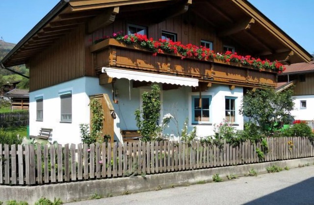 Apartment Dürlinger (PID195) in Kaprun - 4 persons, 2 bedrooms