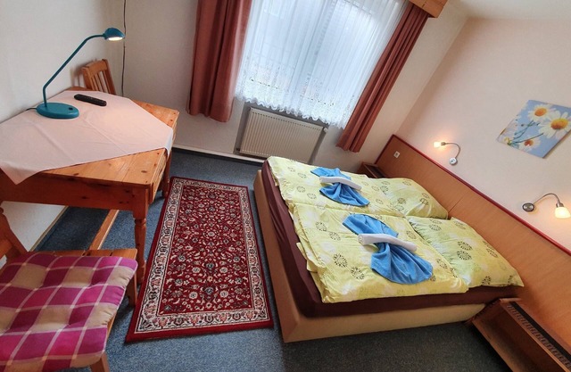 Apartment 'Landhaus Sorbitzgrund' with Mountain View, Shared Terrace and Wi-Fi