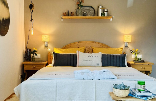 Apartment Dahoam, 1-2 persons, 65 sqm, tiled stove, eat-in kitchen