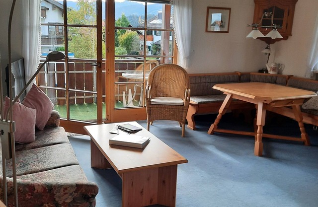 Apartment 'Ferienwohnung Hörnerblick 32' with Mountain View, Balcony and Wi-Fi