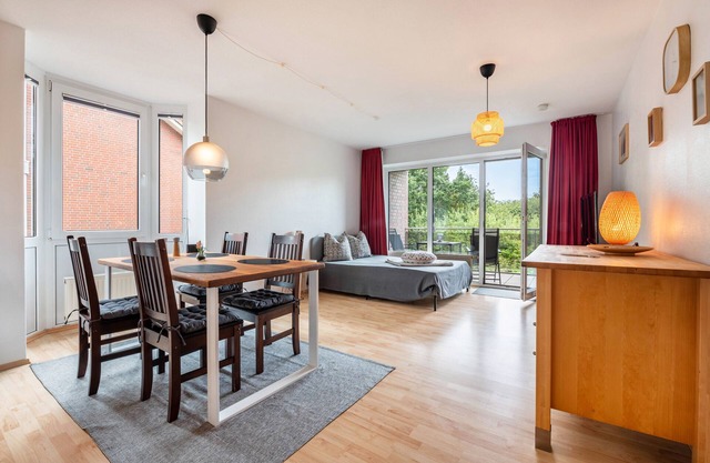 Apartment 'Sonne, Wind Und Wetter' with Balcony