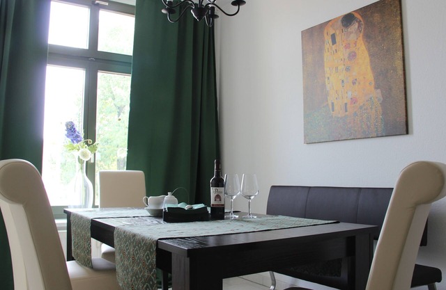 Apartment-Deluxe-Private Bathroom-Kurt Schumacher Str.21