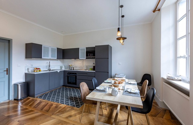Apartment-Deluxe-Ensuite-Mountain view-Le Balcon