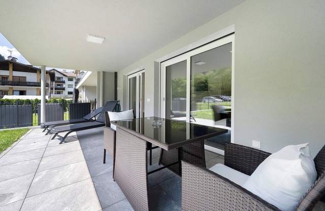 Apartment 'Dinaro Suite - Sauna, Garden' with Mountain View, Private Terrace and Wi-Fi