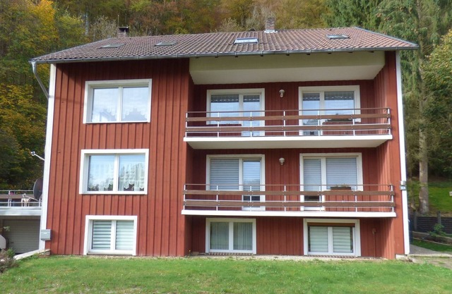 Apartment directly on the forest and hiking trail, with balcony, pure peace, 2-8 pers. , WLan grat.