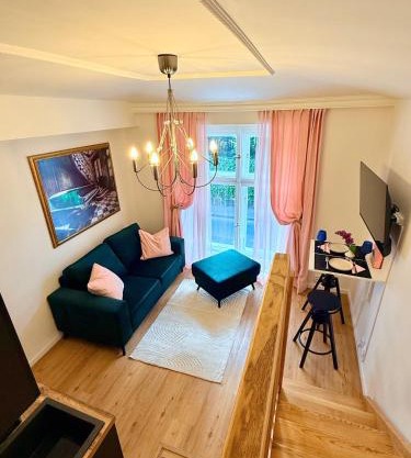 Apartment Divadelni - Historic Center & steps from Charles Bridge