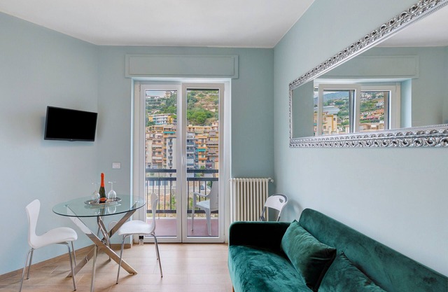 Apartment 'Domus' with Sea View, Private Terrace and Wi-Fi